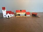 Postkantoor, kerk en schuurtje voor de treinbaan H0, Hobby en Vrije tijd, Modeltreinen | H0, Overige merken, Gebruikt, Gelijkstroom of Wisselstroom