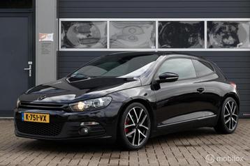 Volkswagen Scirocco 1.4 TSI Xenon Navi PDC ZEER NET! beschikbaar voor biedingen