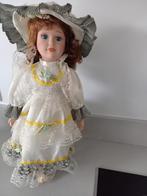 Vintage Pop - Sierpop, Verzamelen, Poppen, Ophalen of Verzenden, Gebruikt, Pop