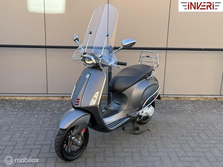 Piaggio Vespa Sprint 50cc i-get | Titano | USB | Windscherm, Fietsen en Brommers, Snorfietsen en Snorscooters, Gebruikt, Vespa