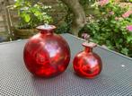 Twee decoratieve rode glazen olielampen. Kerst, Ophalen of Verzenden, Zo goed als nieuw