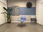 Vitra | Eames | EA 108 | Lichtblauwe stof – Chrome | 4x, Huis en Inrichting, Stoelen, Vitra, Gebruikt, Blauw, Ophalen of Verzenden