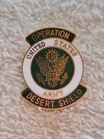 Militaria : OPERATION DESERT SHIELD  , U.S. ARMY, EMAILLE, Verzenden, Zo goed als nieuw, Stad of Land, Speldje of Pin