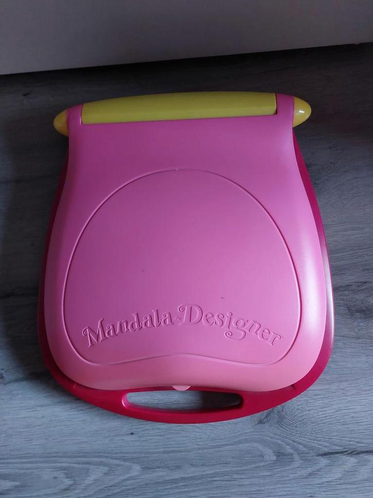 Deco mandela designer voor kleuren, schrijven en knutselen, Hobby en Vrije tijd, Tekenen, Zo goed als nieuw, Overige typen, Ophalen of Verzenden