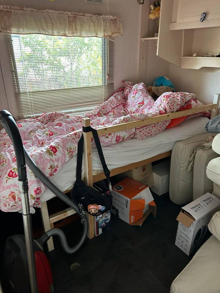 Stacaravan zonder staplaats., Caravans en Kamperen, Stacaravans, tot en met 2, Ophalen