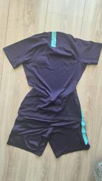 Barcelona tenue meisjes, maat 164/176, Sport en Fitness, Voetbal, Ophalen of Verzenden, Zo goed als nieuw