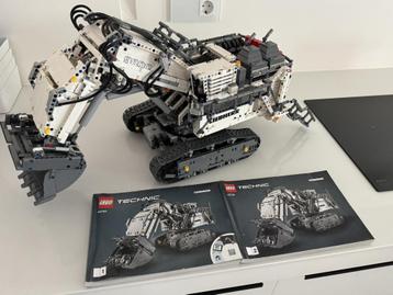 LEGO Technic Liebherr R 9800 Graafmachine 42100 beschikbaar voor biedingen