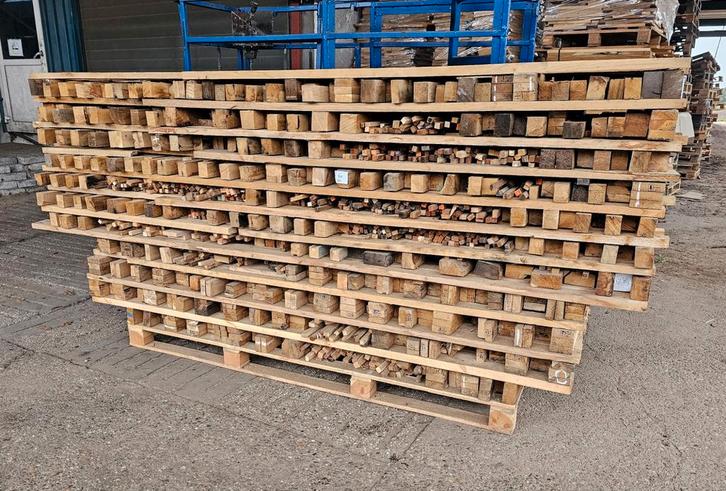 Groot Pak Eikenhout, mix haardhout, brandhout - ca. 4m3, Tuin en Terras, Haardhout, Blokken, Eikenhout, 3 tot 6 m³, Ophalen