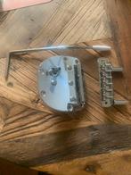 Jazzmaster tremelo/brug compleet nieuwwe, Muziek en Instrumenten, Verzenden, Nieuw, Elektrische gitaar