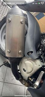 Sm06 runner uitlaat 2x in goede staat, Ophalen of Verzenden, Zo goed als nieuw, Uitlaat, Piaggio