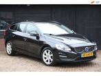 Volvo V60 2.0 D3 Momentum 5 Cilinder/Elek-Dak/Parkeersensor/, Auto's, Volvo, Voorwielaandrijving, Gebruikt, Zwart, 1984 cc