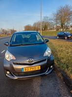 Toyota Verso-S 1.3 Vvt-i 2011 Grijs, Voorwielaandrijving, Euro 5, Stof, 4 cilinders