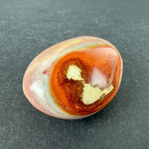 Polychroom Jaspis handsteen uit Madagaskar, Verzamelen, Mineralen en Fossielen, Mineraal, Ophalen of Verzenden