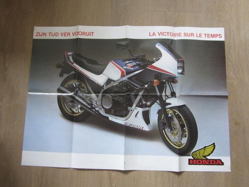 Honda o.a. VF750F / MBX 50 / XLV750R poster folder 1983 ?, Motoren, Handleidingen en Instructieboekjes, Honda, Ophalen of Verzenden
