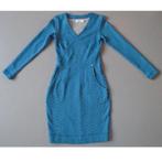 IEZ! maat XS/34 blauw structuur jurk stretch NIEUWSTAAT, Kleding | Dames, Maat 34 (XS) of kleiner, Blauw, Zo goed als nieuw, Verzenden