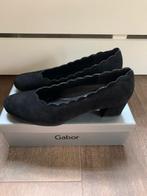 Gabor zwarte suede pump maat 42,5, Kleding | Dames, Schoenen, Pumps, Zwart, Gabor, Ophalen of Verzenden