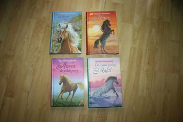 Christine Linneweever - Gouden paarden - 5 euro per stuk beschikbaar voor biedingen