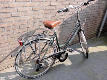 Dames fiets 🚲 met versnellingen  beschikbaar voor biedingen