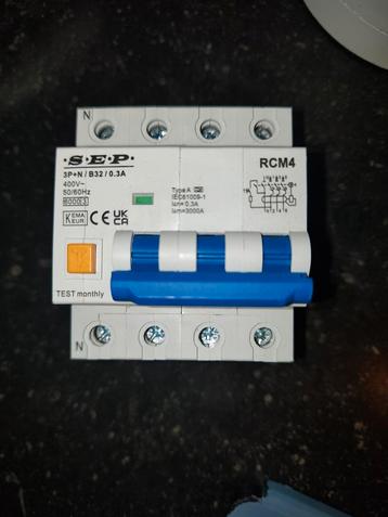 SEP Aardlekschakelaar 3P+N/B32/0.3A RCM4 - Nieuw beschikbaar voor biedingen