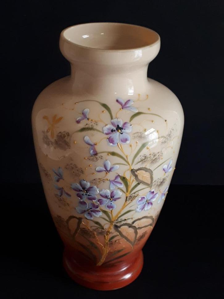 Opaline vaas handbeschilderd, Antiek en Kunst, Antiek | Vazen, Ophalen