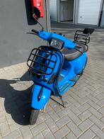 Vespa S50 4t full option scooter blauw kenteken begrenzer, Fietsen en Brommers, Scooters | Vespa, Maximaal 25 km/u, Benzine, Gebruikt