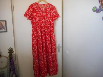 Nieuwe maxi jurk beschikbaar voor biedingen