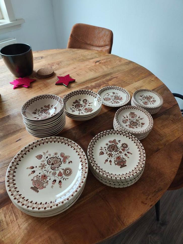 Mooie servies set van staffordshire old granite, Antiek en Kunst, Antiek | Servies compleet, Ophalen