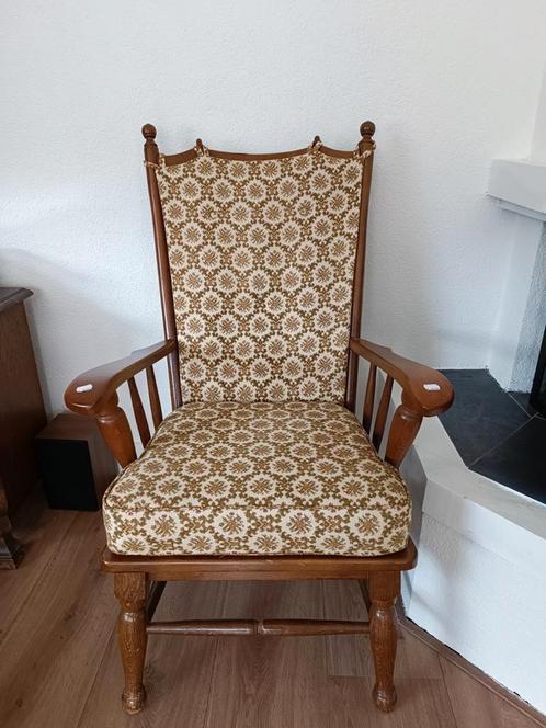 Prachtige vintage stoel, Antiek en Kunst, Antiek | Meubels | Stoelen en Banken, Ophalen