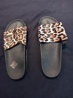 Slippers met panterprint, maat 40, Overige kleuren, Nieuw, Ophalen, Slippers