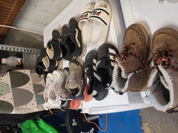 Kinderschoenen maat 29 tm 31 beschikbaar voor biedingen