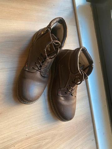 Boots Maat 43 beschikbaar voor biedingen
