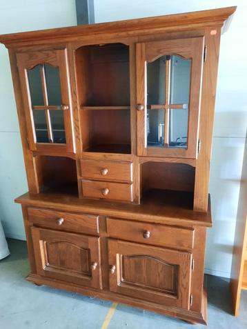 Donkereiken 2 delige buffetkast  beschikbaar voor biedingen