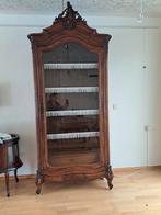 Elegante Louis XV Vitrinekast met Geslepen Glas, Antiek en Kunst, Antiek | Meubels | Kasten, Ophalen
