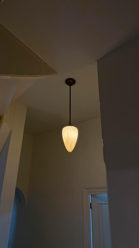 Vintage Hanglamp met Glazen Kap, Huis en Inrichting, Lampen | Hanglampen, Zo goed als nieuw, 50 tot 75 cm, Glas, Ophalen