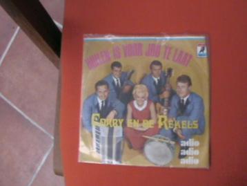 corry en de rekels jukebox single huilen is voor jou te laat beschikbaar voor biedingen