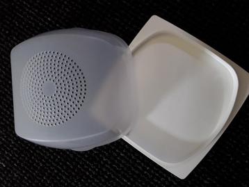 Kaasdoos Tupperware beschikbaar voor biedingen
