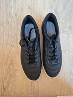 Kipsta zaal(voetbal)schoen maat 42, Ophalen of Verzenden, Zo goed als nieuw, Schoenen