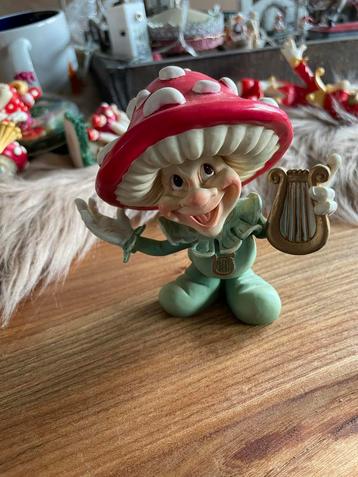 Efteling Paddel beeldje beschikbaar voor biedingen