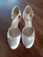 Bruidsschoenen maat 39, Ophalen of Verzenden, Zo goed als nieuw, Wit, Schoenen