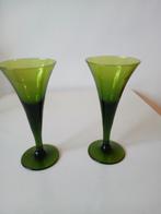 Holmegaard wijnglazen groen 2 stuks, Antiek en Kunst, Antiek | Glas en Kristal, Ophalen of Verzenden