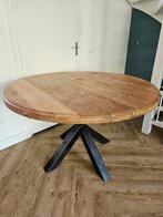 Ronde massief eikenhouten tafel met zwart stalen spinnenpoot, Ophalen, Gebruikt, 100 tot 150 cm, Rond