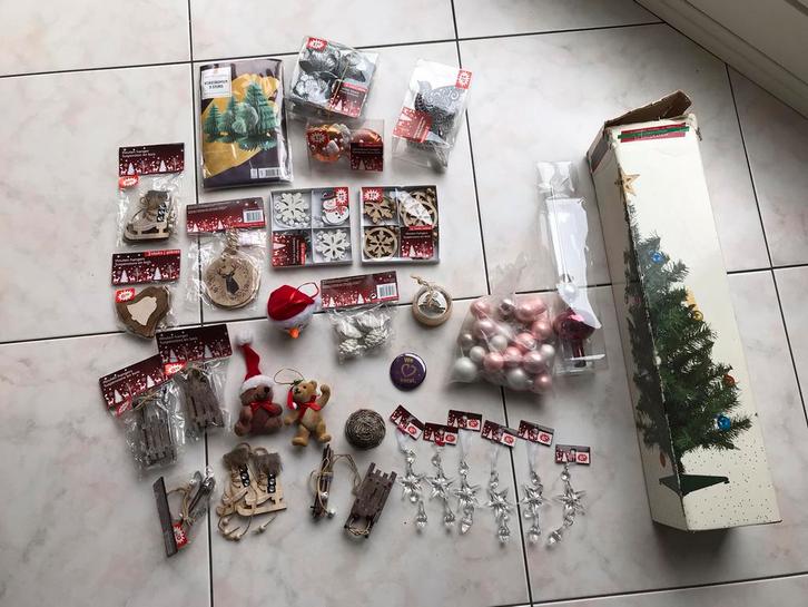 kerst en hobbyartikelen., Hobby en Vrije tijd, Scrapbooking, Zo goed als nieuw, Ophalen of Verzenden