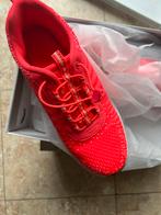 Nieuwe Sneakers - Perfecte Staat!, Nieuw, Ophalen of Verzenden, Sneakers of Gympen, Rood