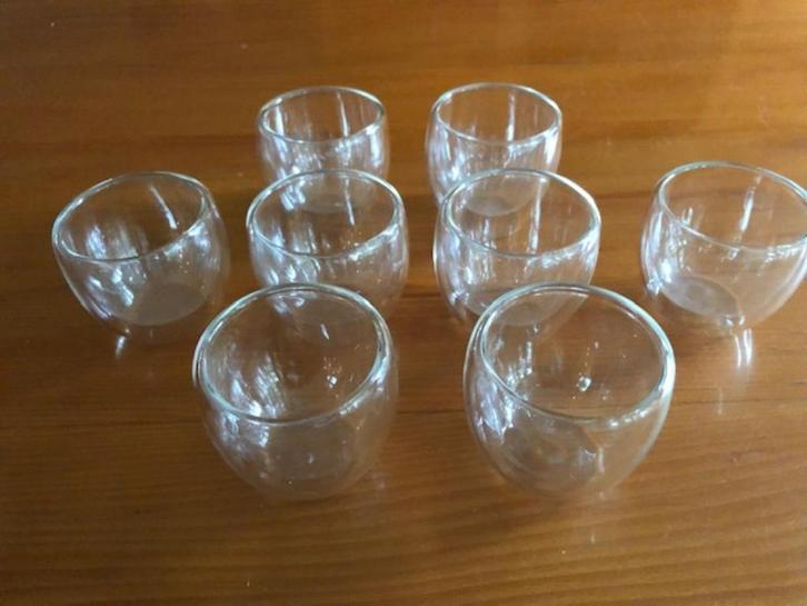 set van 8 espresso glaasjes dubbelwandig glas, Huis en Inrichting, Keuken | Servies, Zo goed als nieuw, Glas of Glazen, Overige stijlen