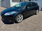 Ford Focus 2.0 Ecoboost 184KW 5-D 2012 Zwart, 74 €/maand, Zwart, 4 cilinders, 1337 kg