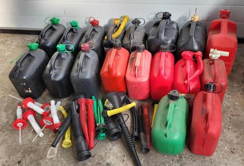 Partij 18 brandstoftanks, 5 & 10 liter, Watersport en Boten, Accessoires en Onderhoud, Gebruikt, Motor en Techniek, Ophalen