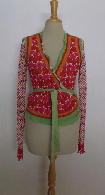 Leuke fleurige stretch wikkel top van PianuraStudio! M beschikbaar voor biedingen