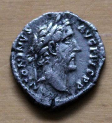 Antoninus Pius 138 - 161AD Romeinse zilveren denarius 
