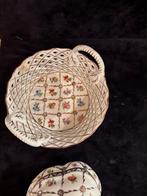 Dresden Porseleinen Mandje met Bloemen 15cm, Antiek en Kunst, Antiek | Porselein, Ophalen of Verzenden