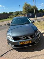 Volkswagen Passat 1.4 TSI 90KW DSG 2013 Grijs, Auto's, 74 €/maand, 4 cilinders, Origineel Nederlands, 123 pk